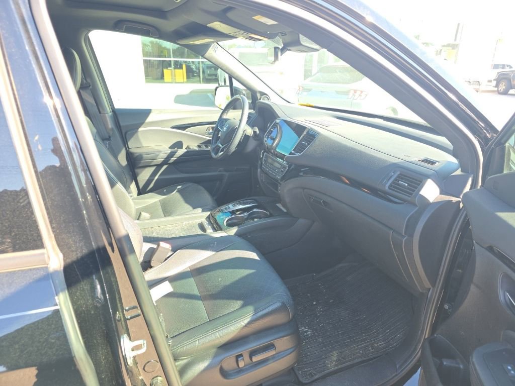 Used 2021 Honda Passport Elite image 3