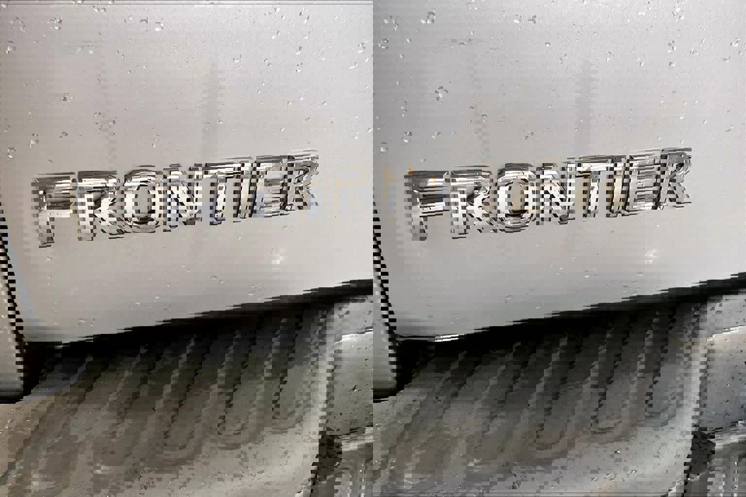 Used 2013 Nissan Frontier SV image 30