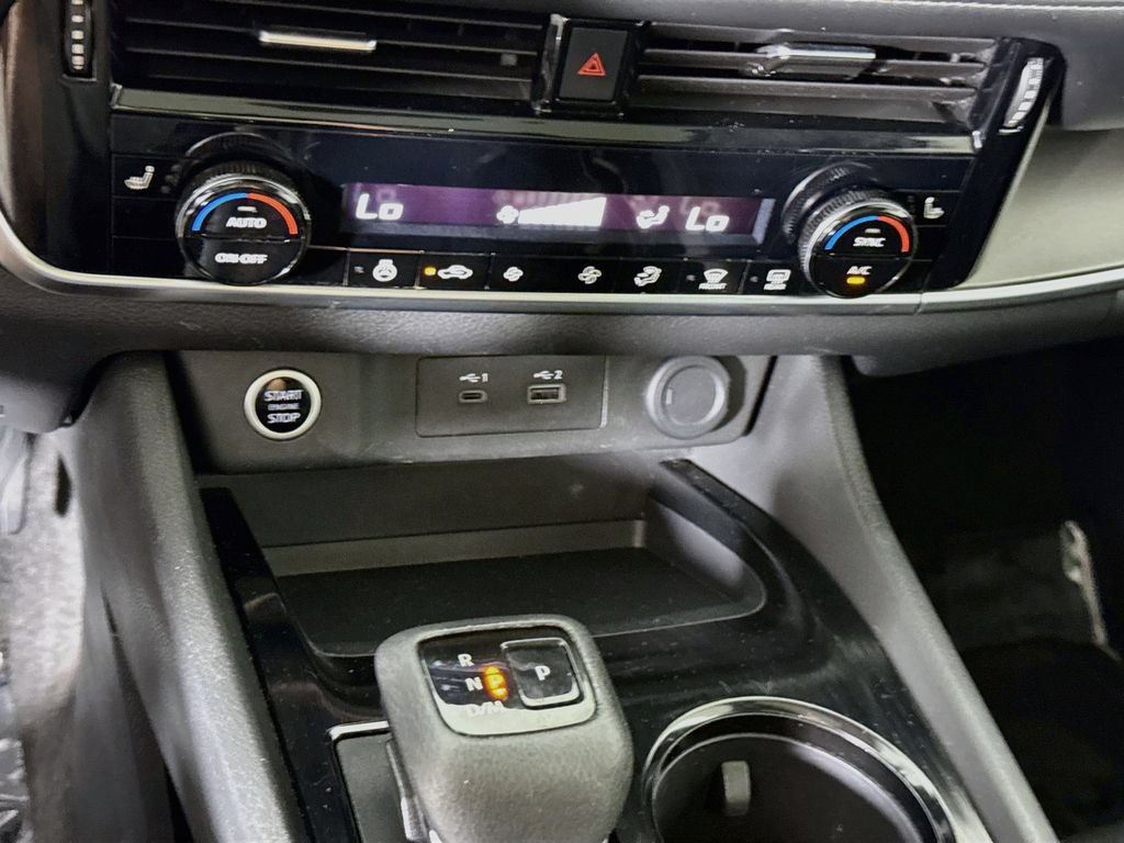 Used 2023 Nissan Rogue SV w/ SV Premium Package AWD/4WD image 7