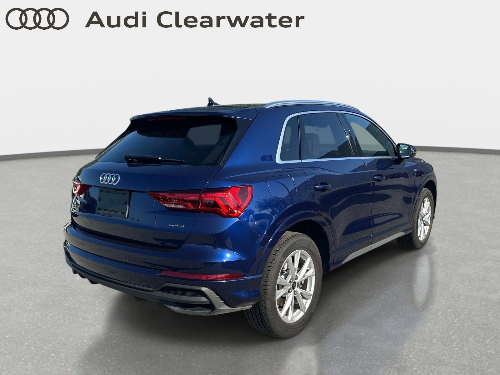 Used 2025 Audi Q3 2.0T Premium Plus w/ Premium Plus Package image 3