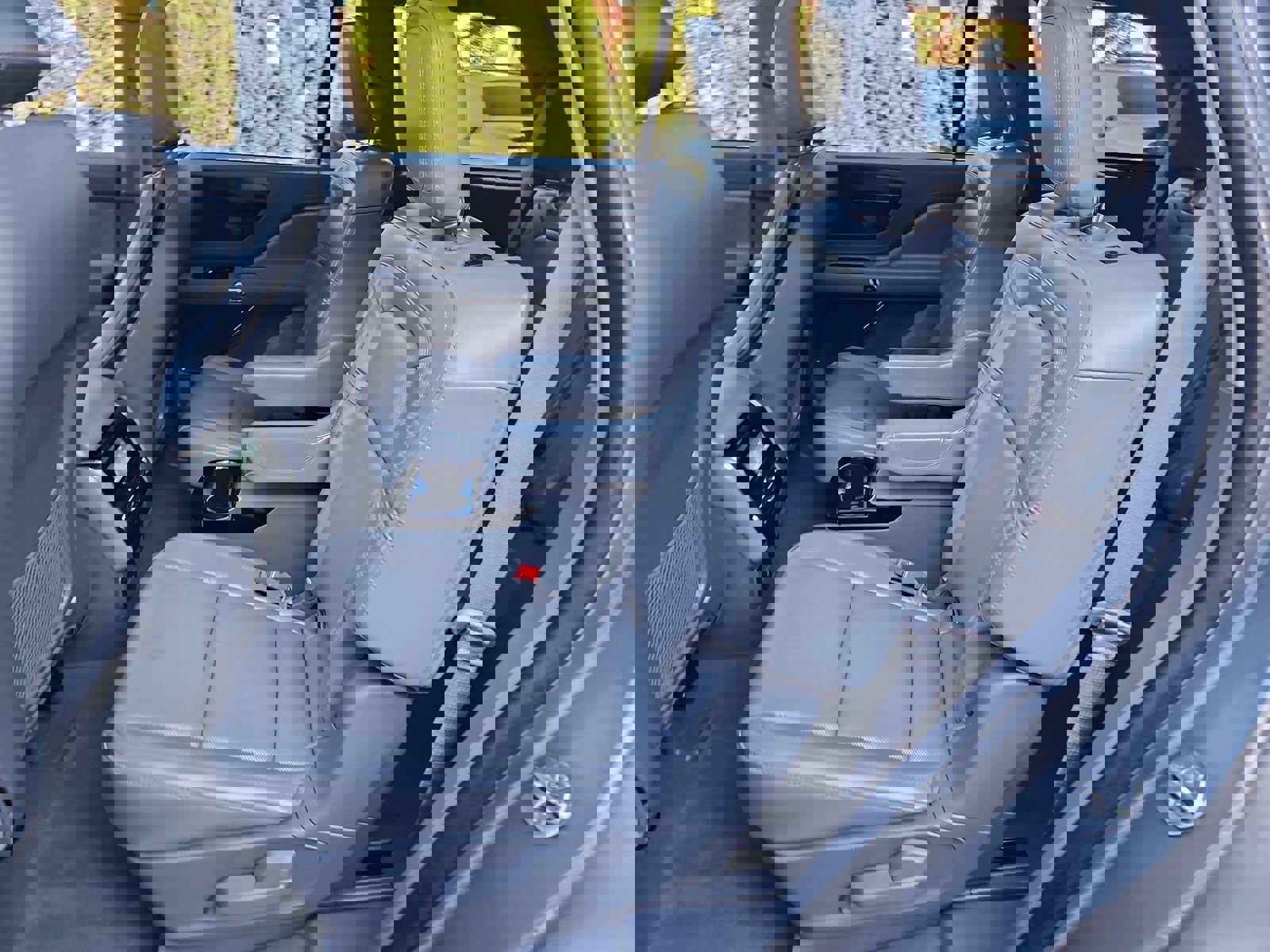 Used 2021 Lincoln Aviator Reserve w/ Equipment Group 201A image 19