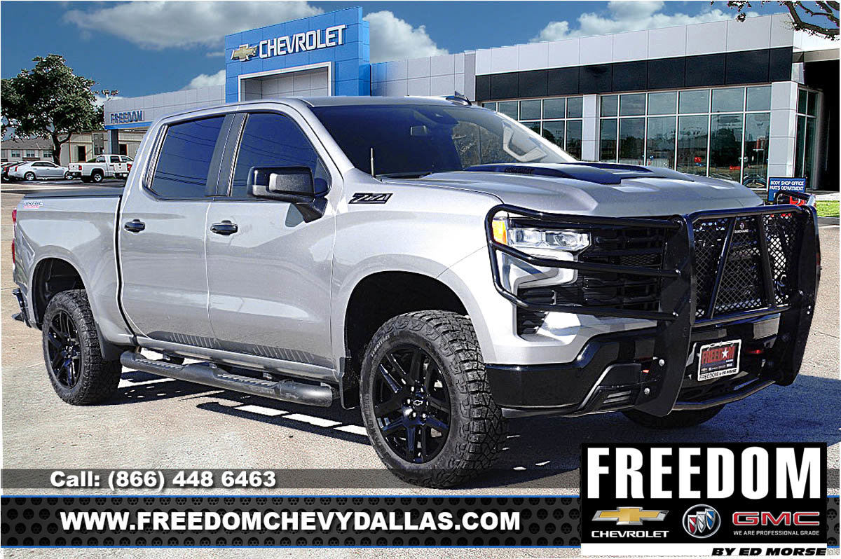 Used 2024 Chevrolet Silverado 1500 LT Trail Boss w/ LPO, Dark Essentials Package AWD/4WD image 1