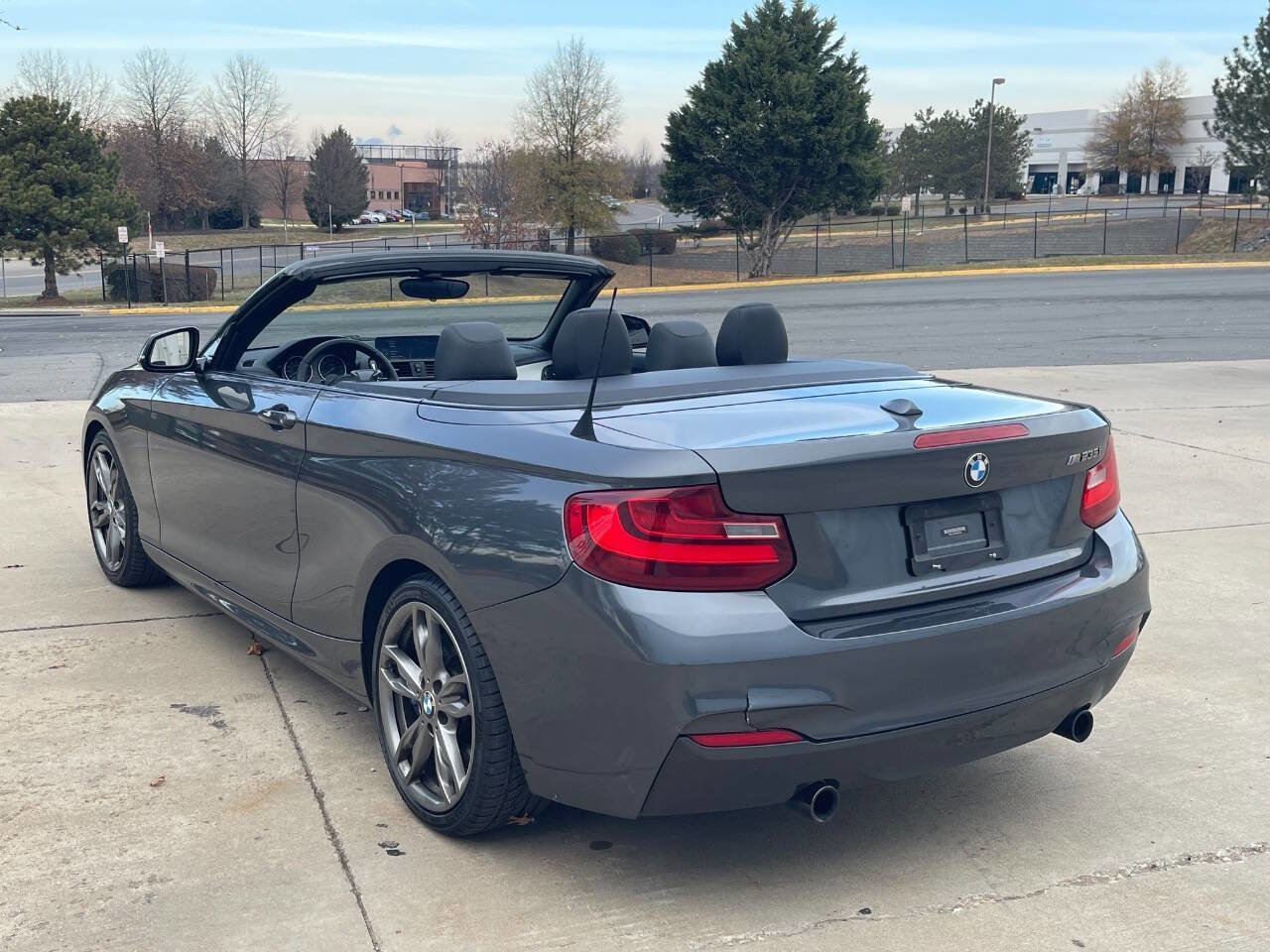 Used 2016 BMW M235i Convertible w/ Technology Package image 5