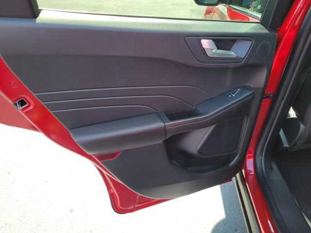 New 2026 Ford Escape SE w/ PHEV Premium Package image 12