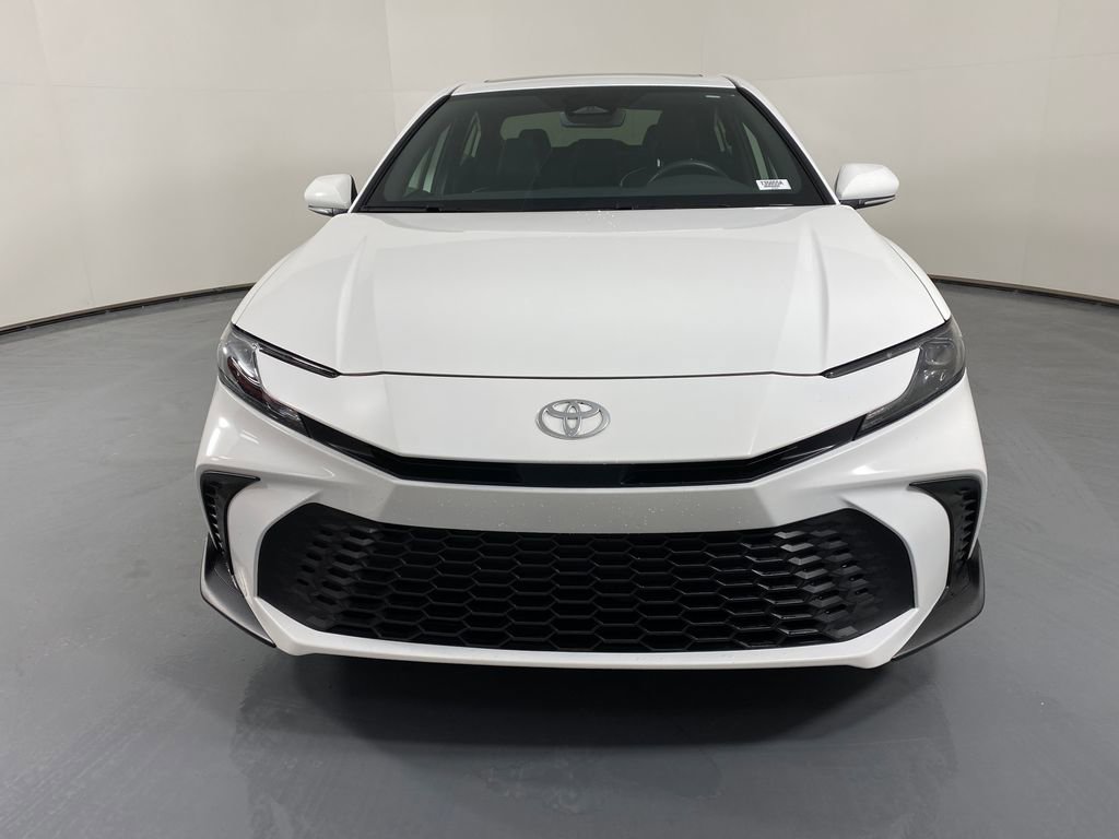 Certified 2025 Toyota Camry SE w/ Convenience Package image 2