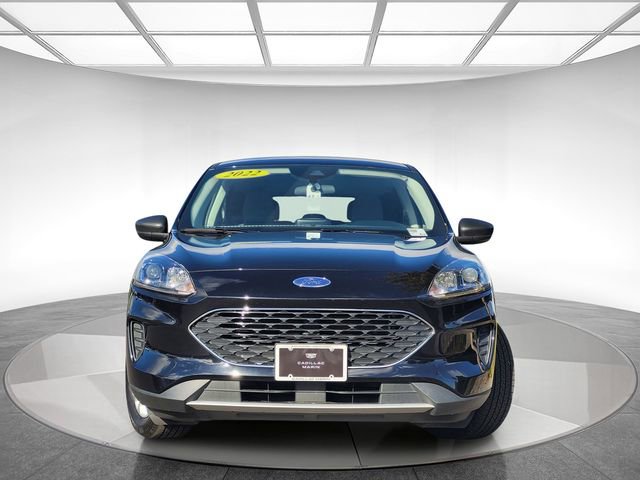 Used 2022 Ford Escape SE image 2