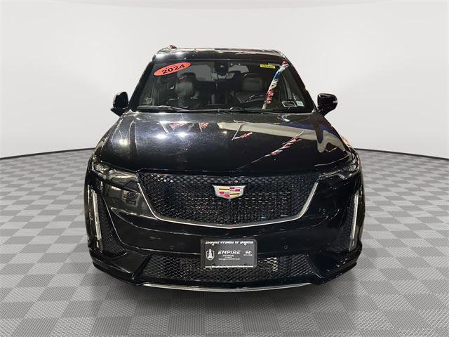 Used 2024 Cadillac XT6 Sport w/ Technology Package image 6