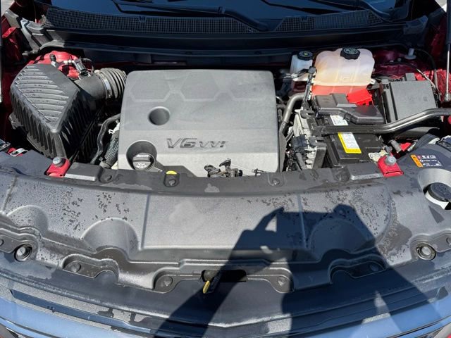 Used 2023 Chevrolet Traverse LT w/ Midnight/Sport Edition image 24