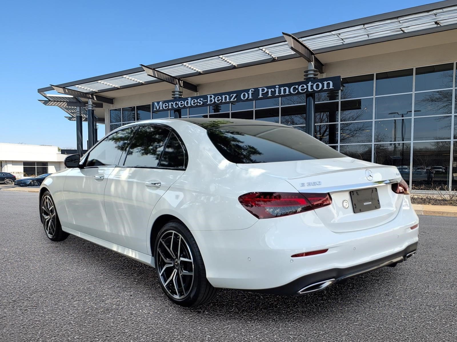 Certified 2023 Mercedes-Benz E 350 4MATIC Sedan image 5