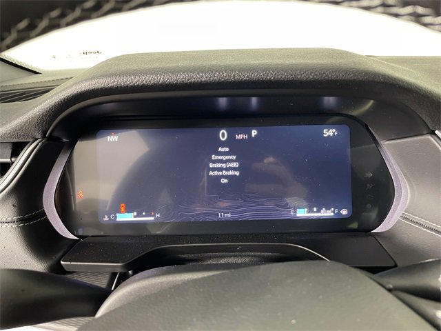 New 2025 Jeep Grand Cherokee L Laredo image 3