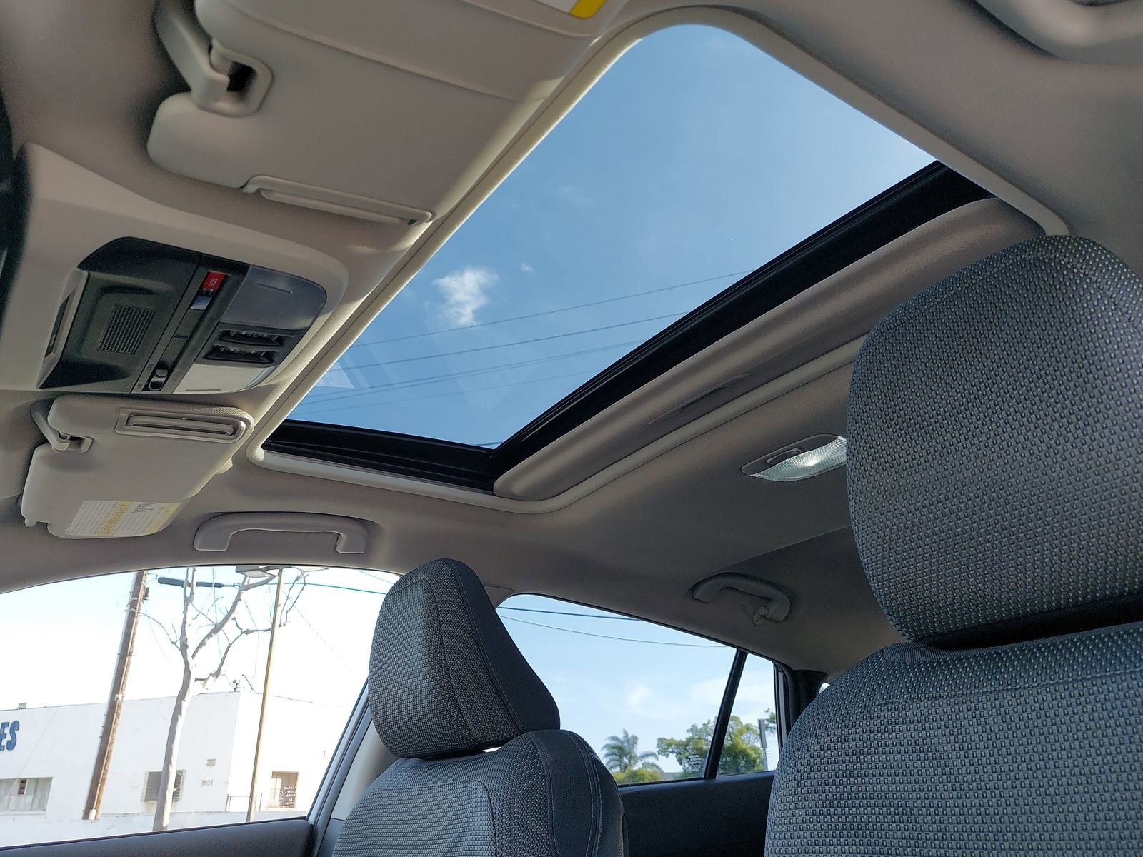 Certified 2024 Subaru Crosstrek 2.0i Premium image 28