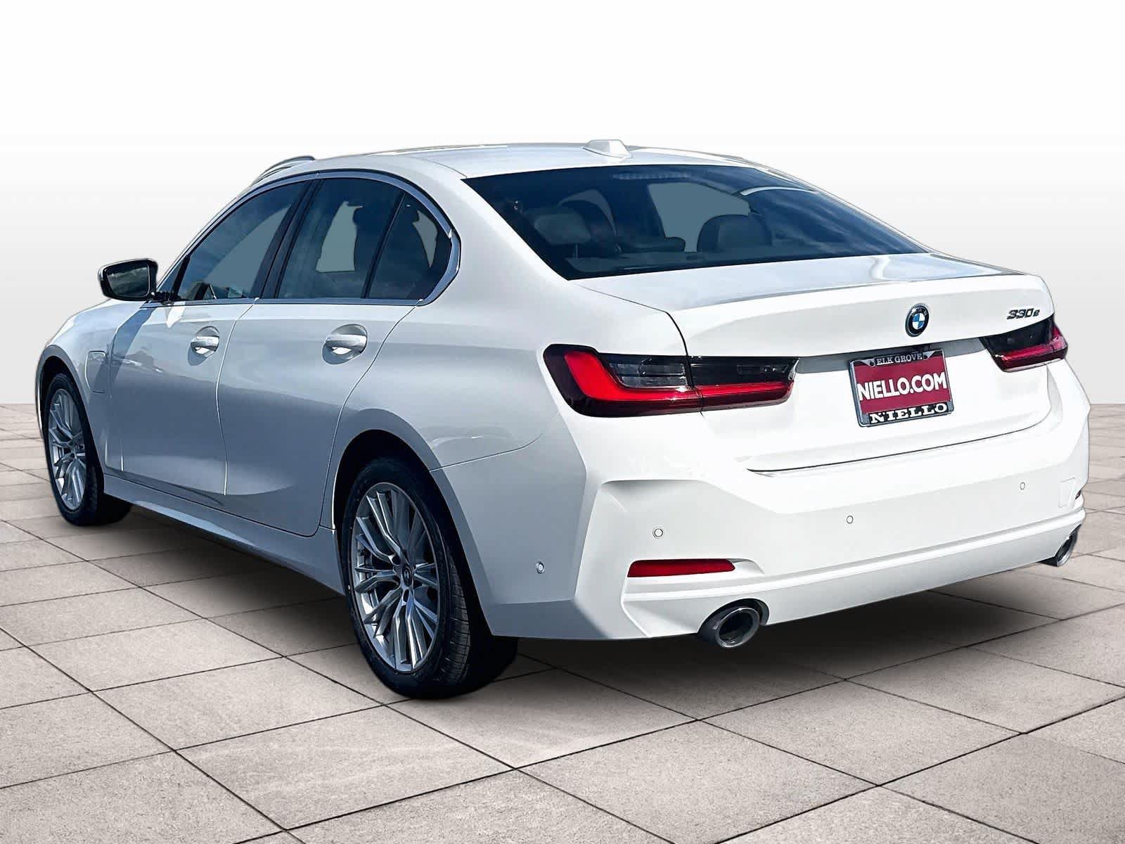 Used 2024 BMW 330e w/ Parking Assistance Package RWD image 7