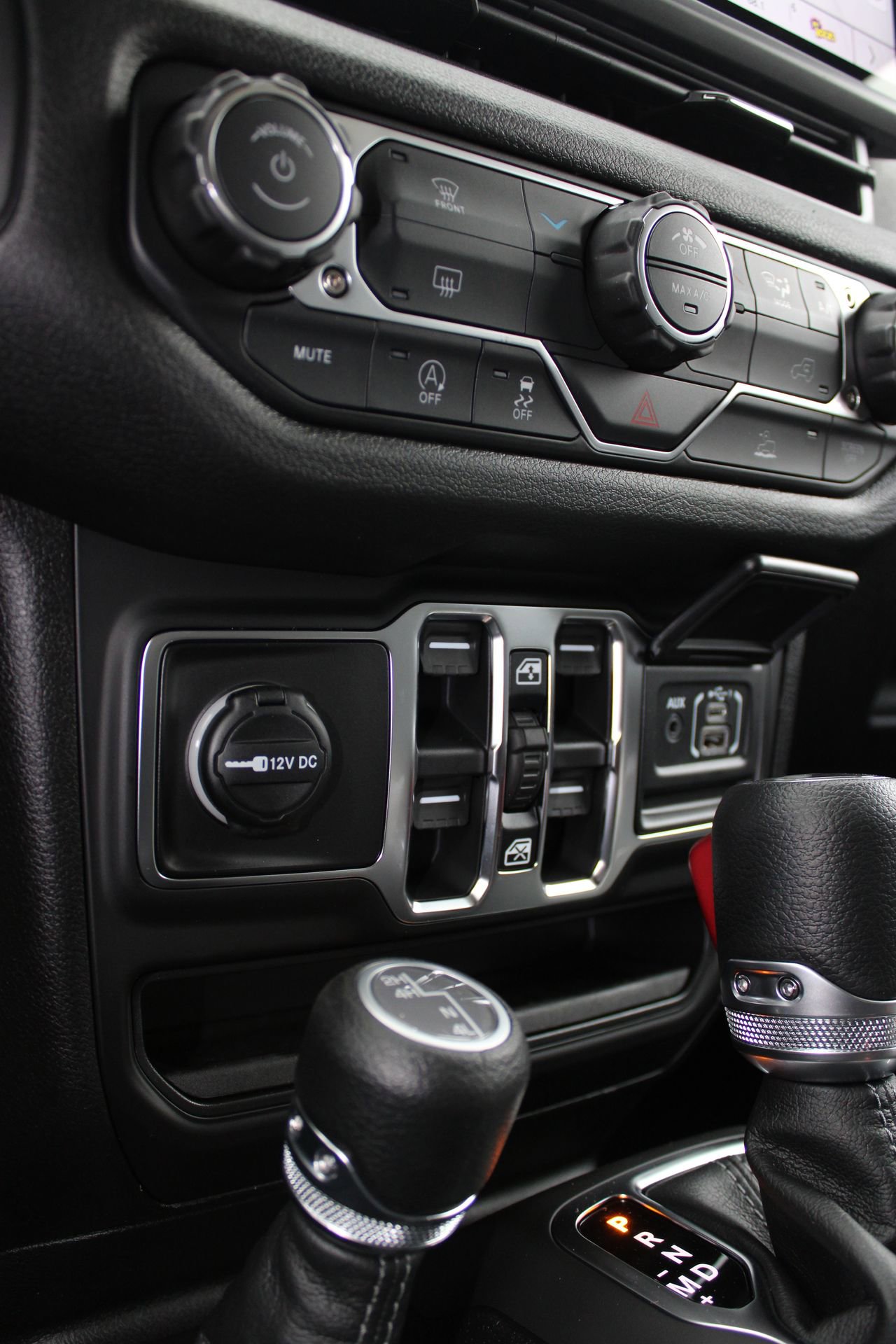 New 2026 Jeep Wrangler Unlimited Sport image 30