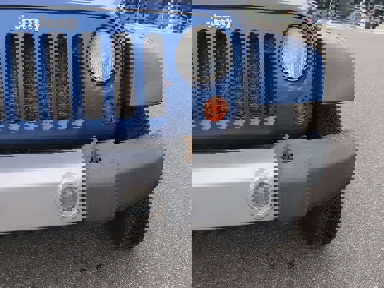 Used 2009 Jeep Wrangler Unlimited Sahara image 11
