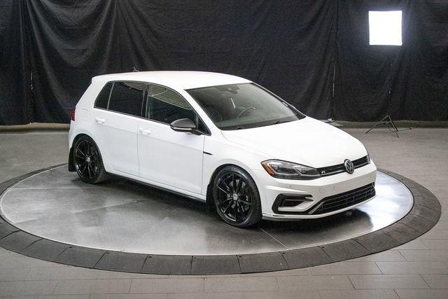 Used 2019 Volkswagen Golf R 4-Door image 2