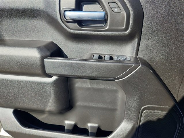 Used 2025 Chevrolet Silverado 1500 Custom image 17