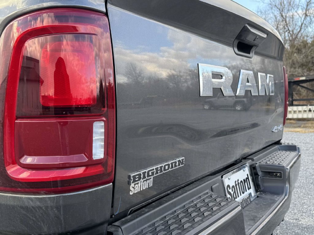 New 2026 RAM 2500 Big Horn AWD/4WD image 9