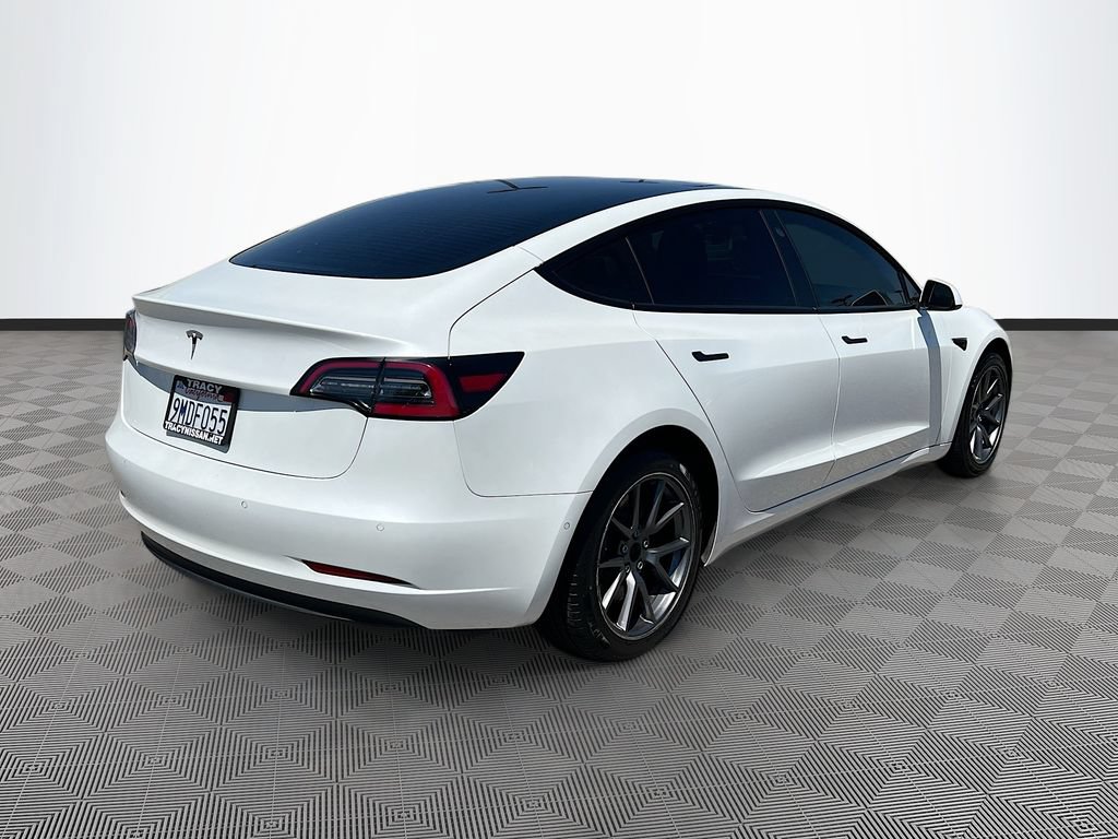 Used 2022 Tesla Model 3 RWD image 7