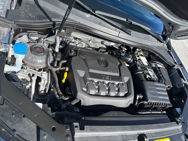 Used 2024 Volkswagen Tiguan SE R-Line image 26
