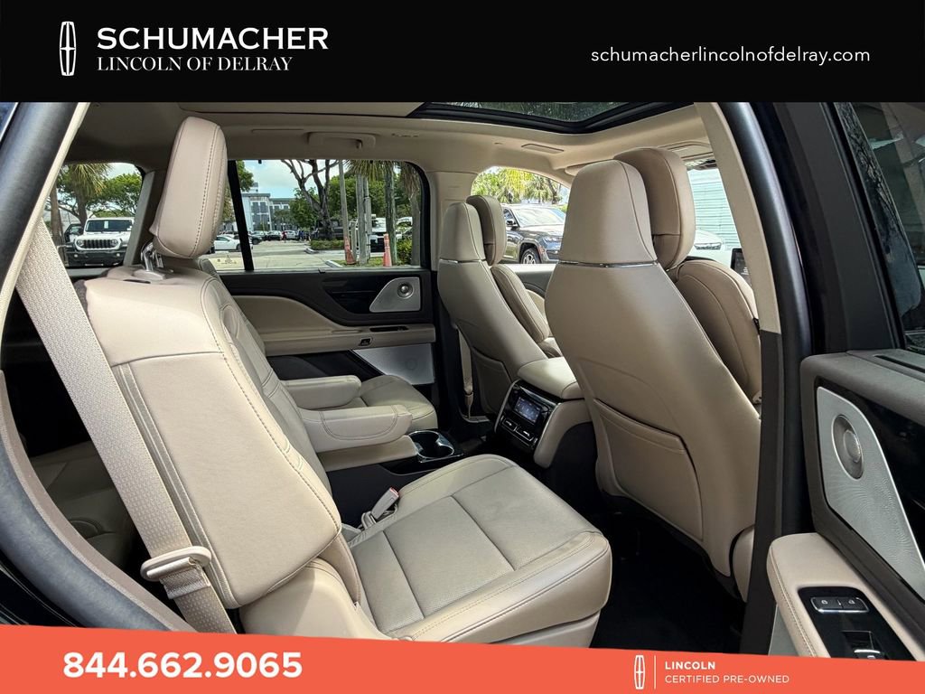 Used 2022 Lincoln Aviator Reserve w/ Equipment Group 201A AWD/4WD image 16