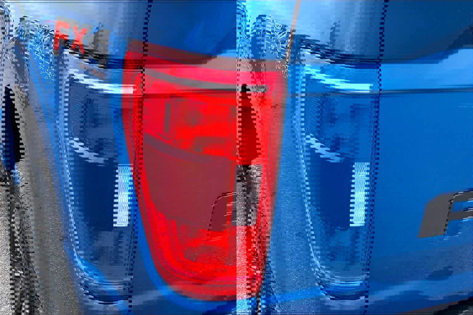 Certified 2021 Ford F150 XLT w/ Equipment Group 302A High image 28