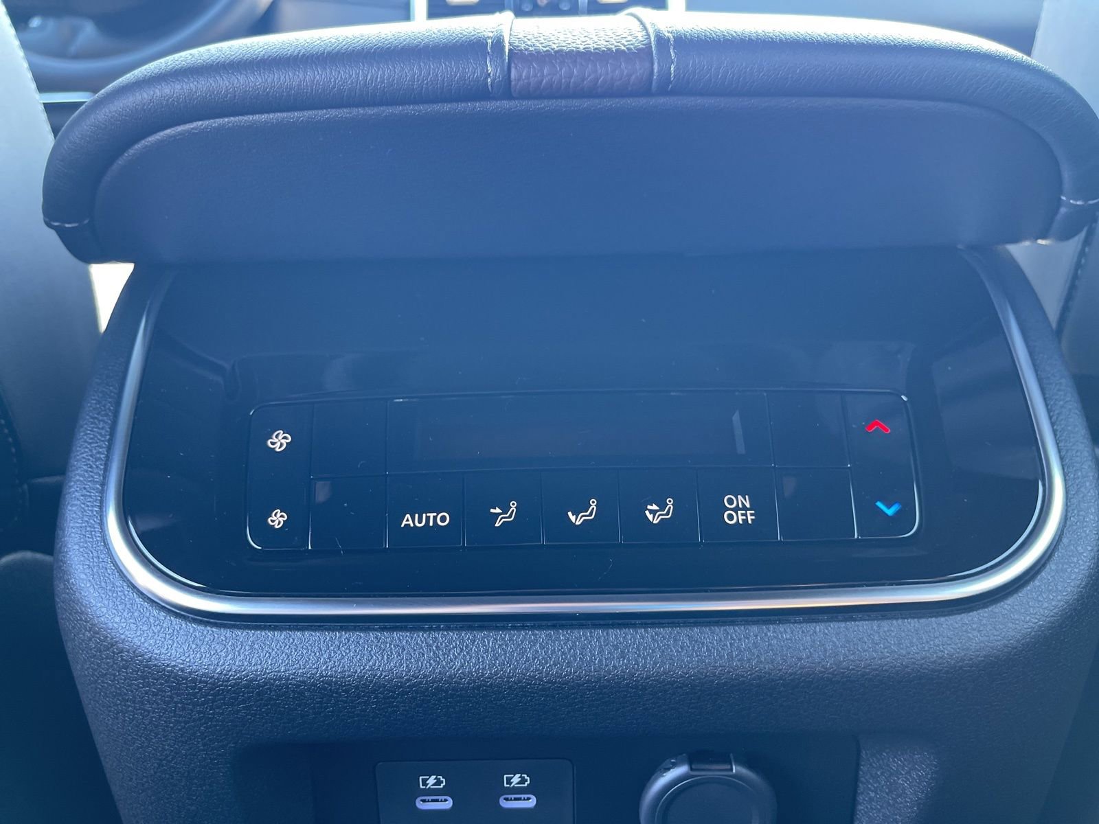 New 2026 Nissan Armada SL image 18