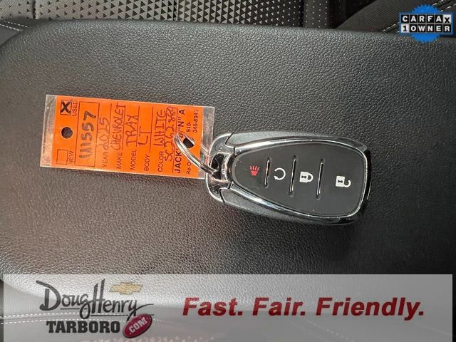 Used 2025 Chevrolet Trax LT w/ LT Convenience Package image 52