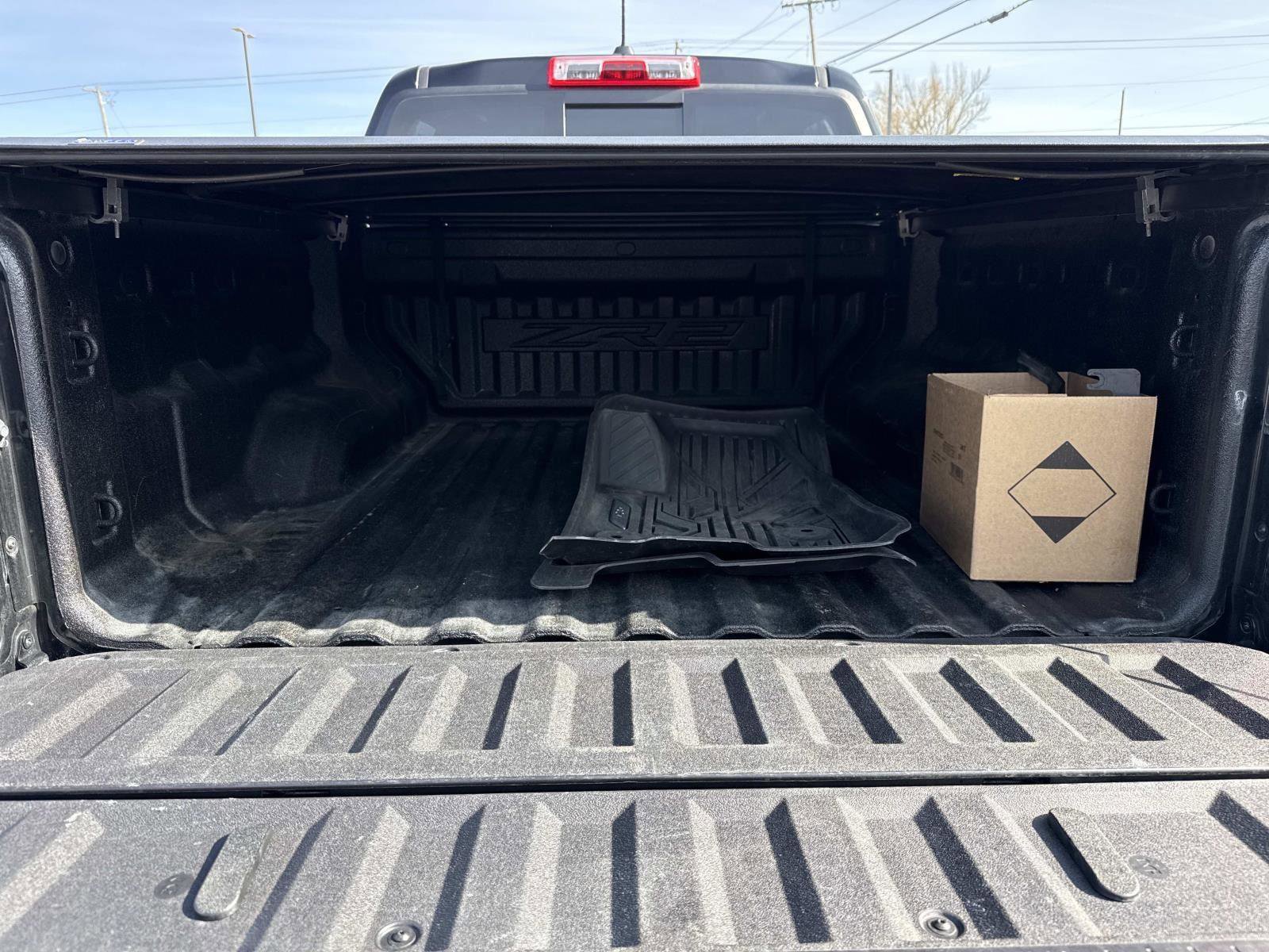 Used 2023 Chevrolet Colorado ZR2 w/ ZR2 Convenience Package III image 21