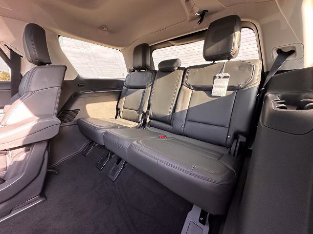 New 2025 Ford Expedition Active image 33