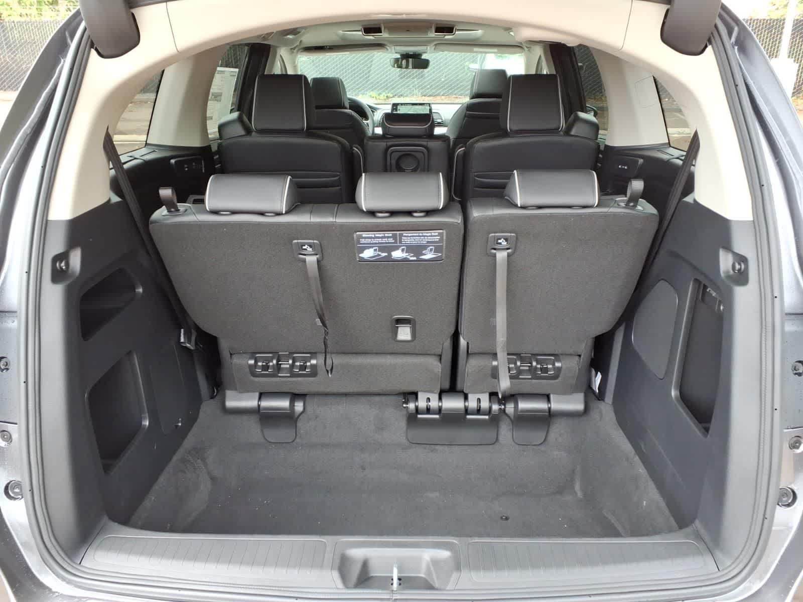 New 2026 Honda Odyssey Touring image 6