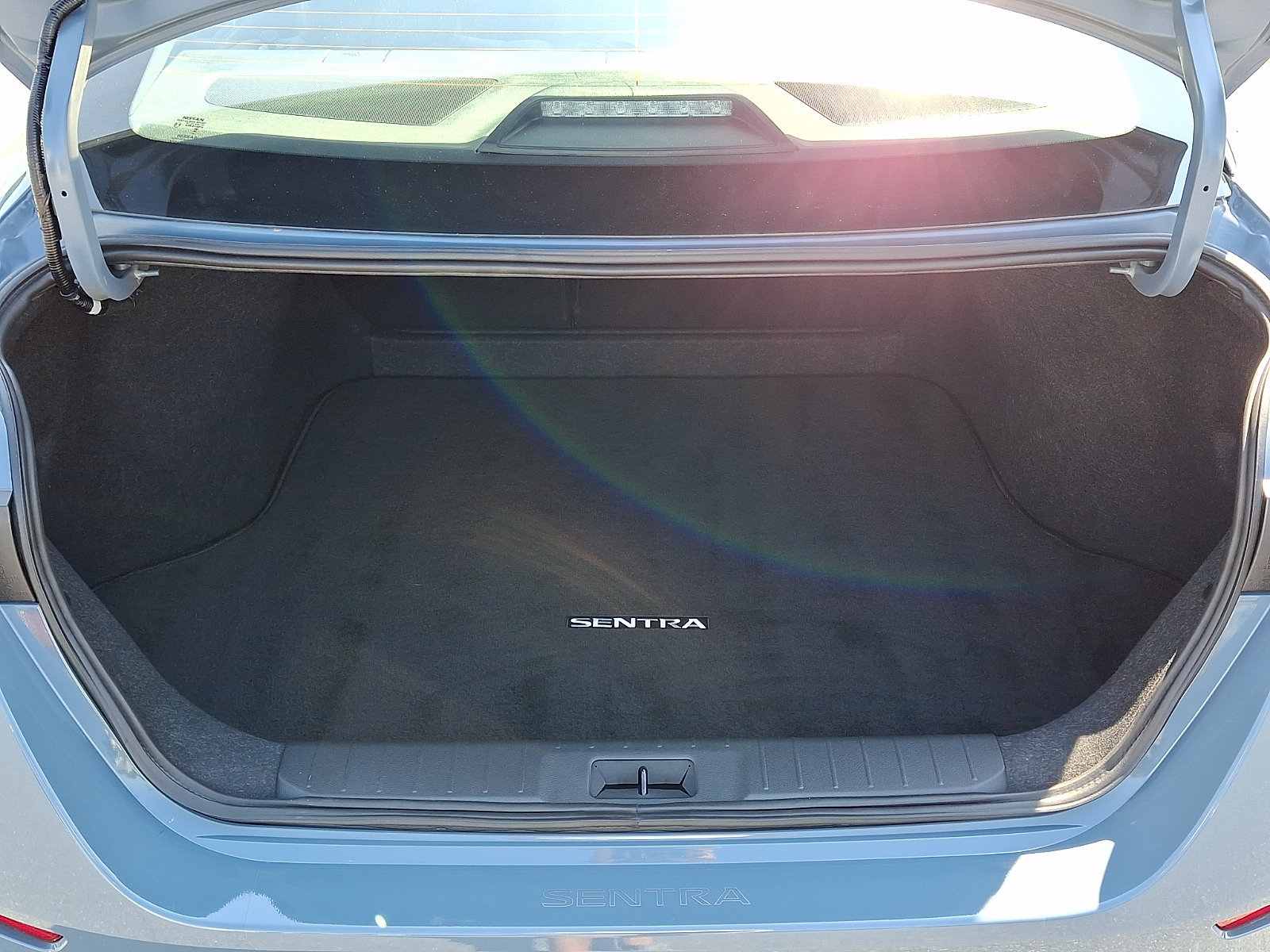 Certified 2025 Nissan Sentra SR w/ SR Premium Package FWD image 28