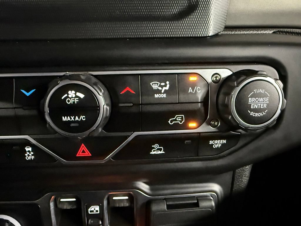 Used 2022 Jeep Gladiator Sport AWD/4WD image 35