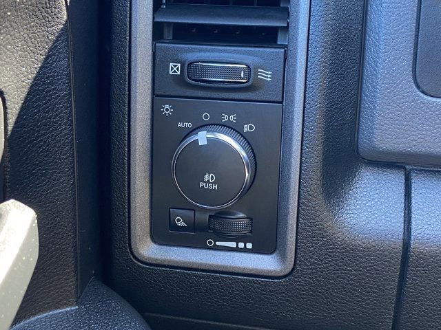 Used 2016 RAM 1500 Express image 18