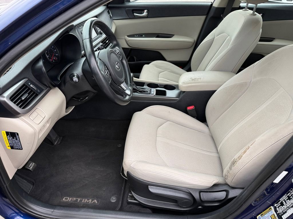 Used 2016 Kia Optima LX image 10