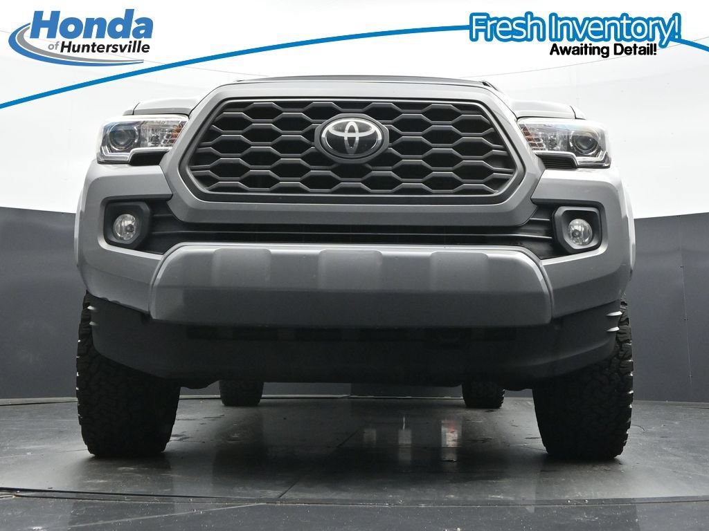 Used 2020 Toyota Tacoma TRD Sport AWD/4WD image 27