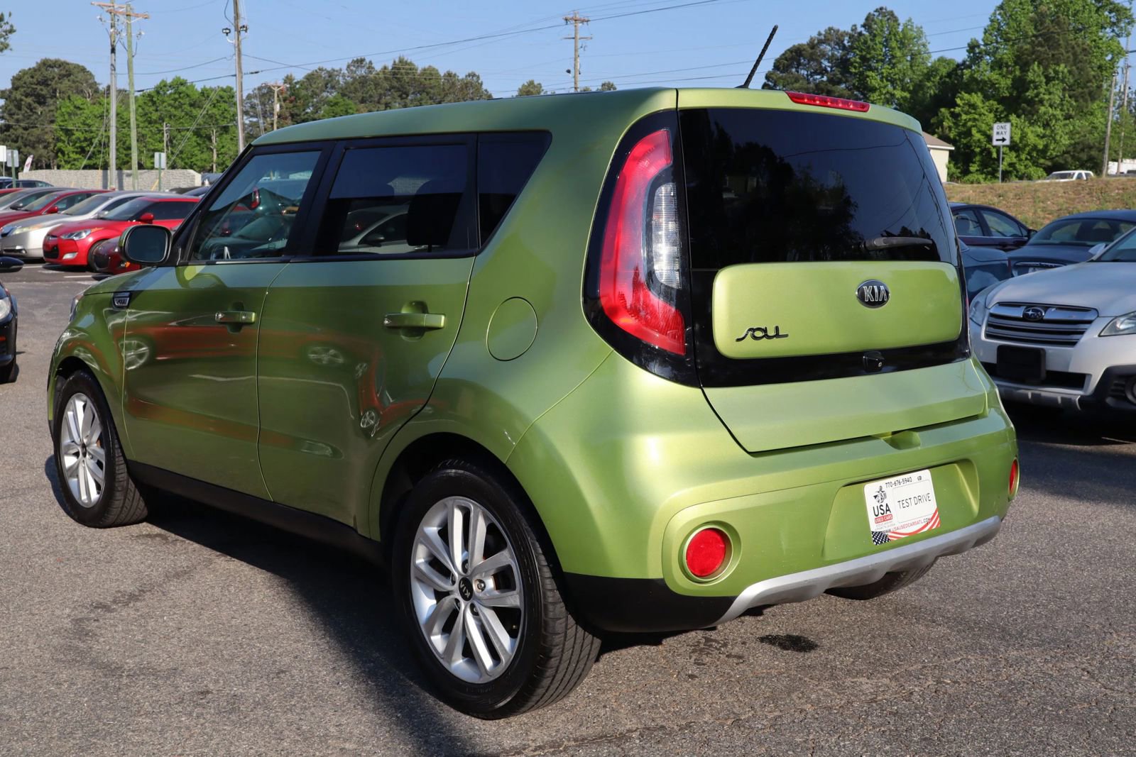 Used 2017 Kia Soul + FWD image 4