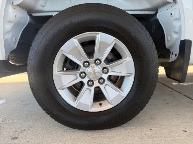 Used 2020 Chevrolet Silverado 1500 LT w/ Convenience Package image 46