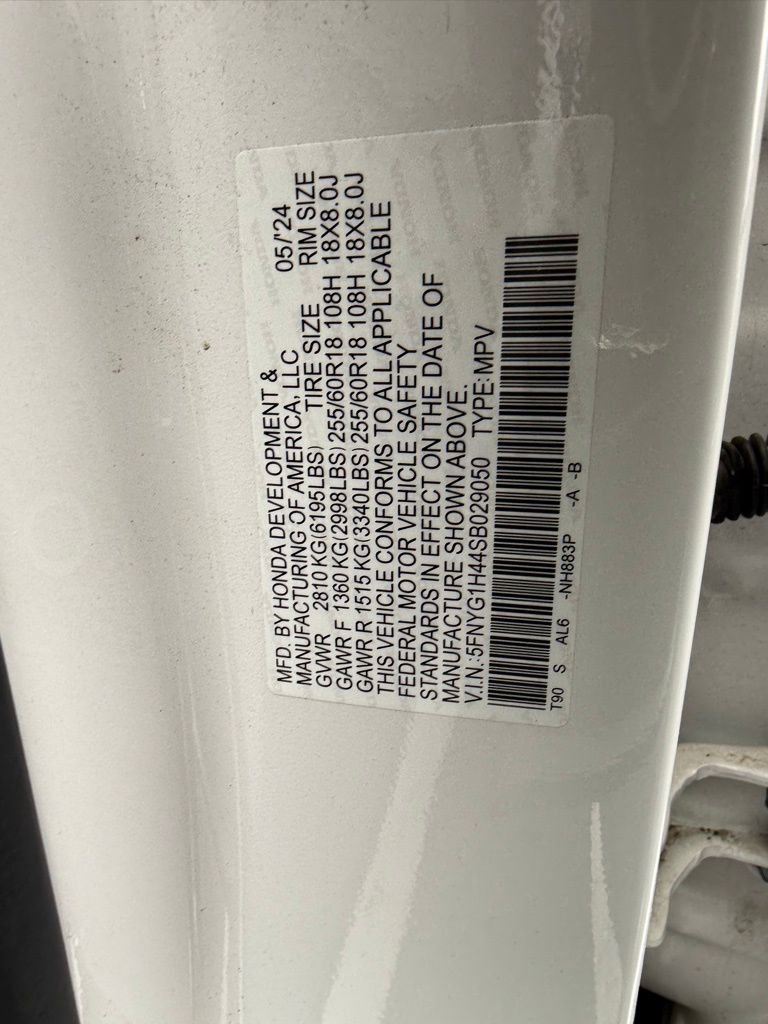 Used 2025 Honda Pilot EX-L image 11