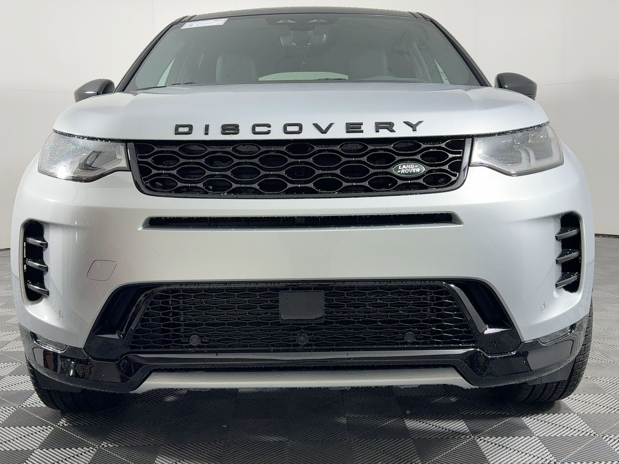 New 2026 Land Rover Discovery Sport Landmark image 6