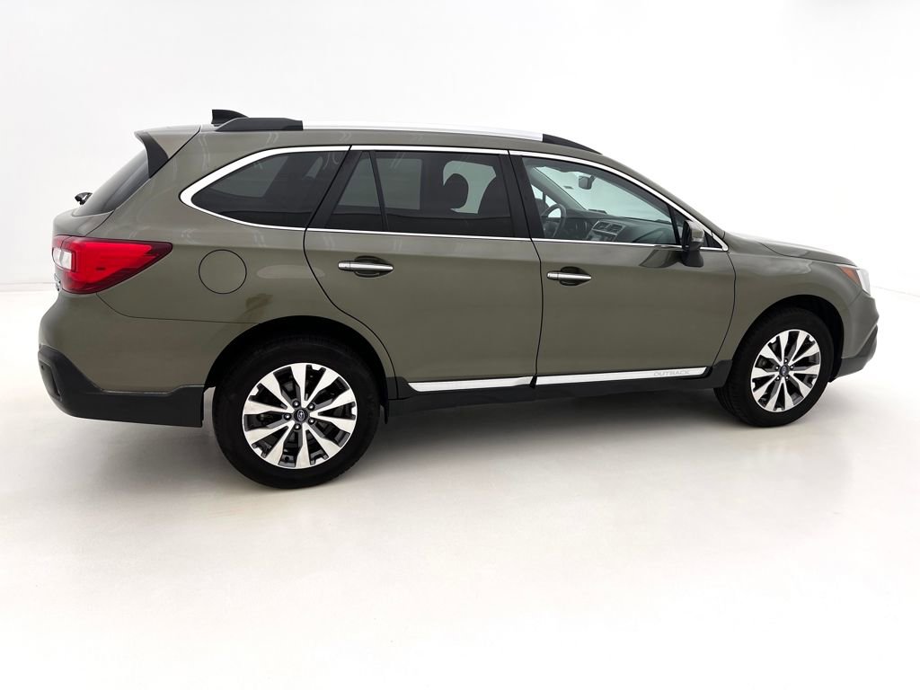 Used 2018 Subaru Outback 3.6R Touring image 6