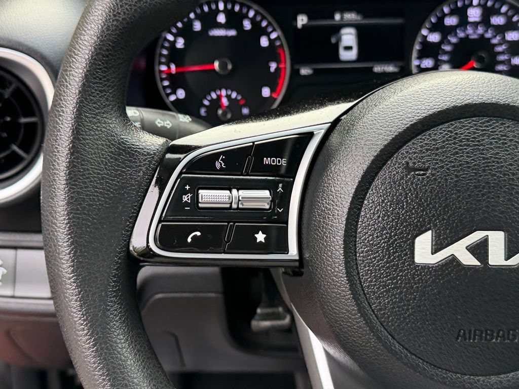 Certified 2022 Kia Forte LXS FWD image 21
