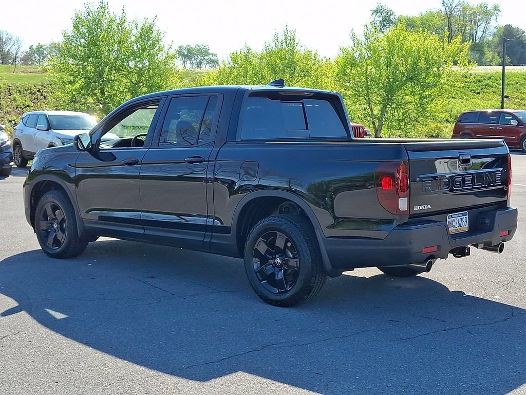 Used 2025 Honda Ridgeline Black Edition image 7