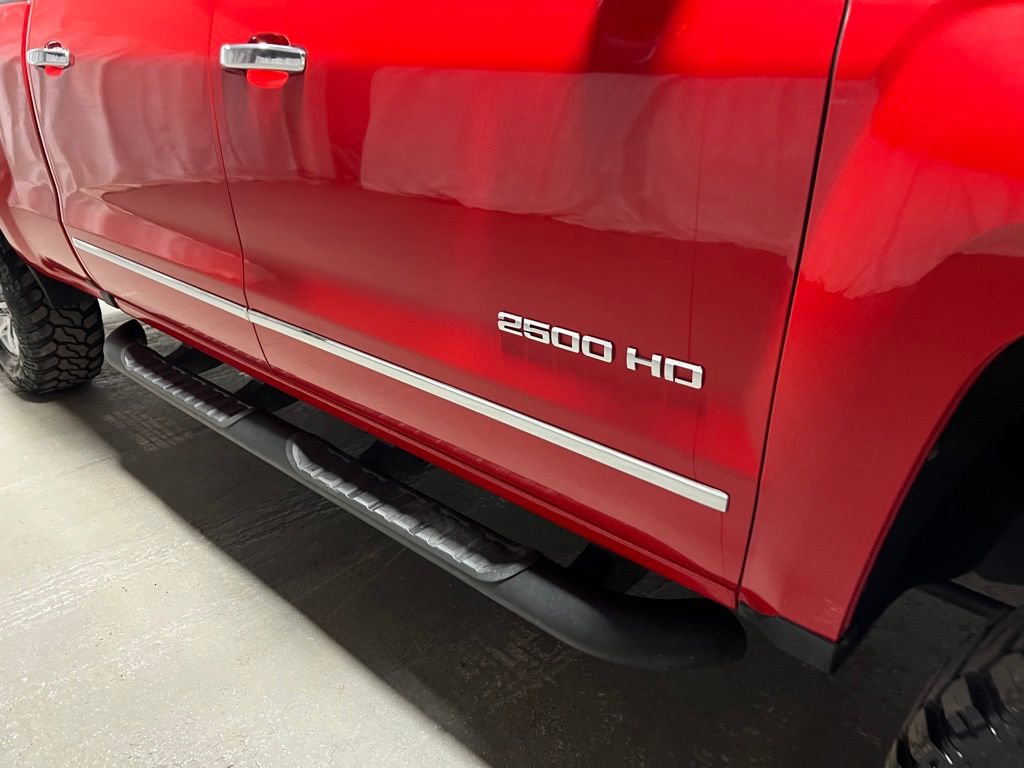 Used 2019 Chevrolet Silverado 2500 LTZ w/ LTZ Plus Package image 9