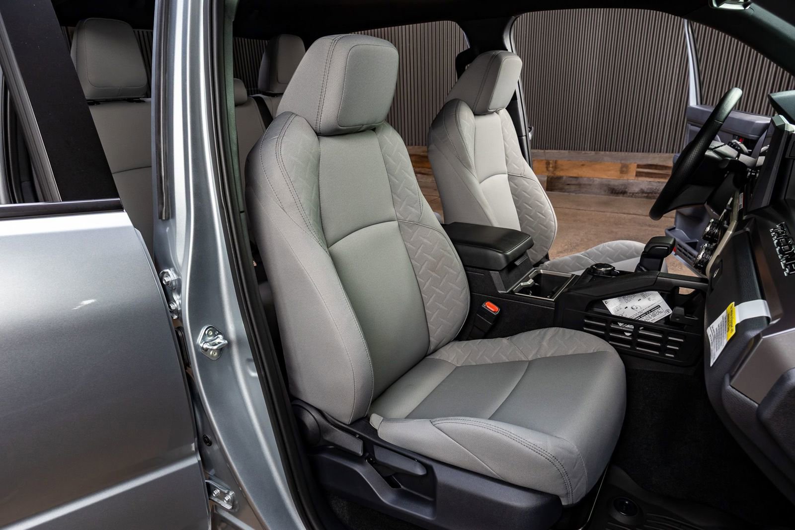 Used 2025 Toyota Tacoma SR5 image 32
