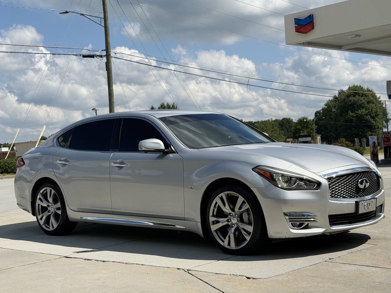 Used 2018 INFINITI Q70 L 3.7 w/ Sensory Package RWD image 3