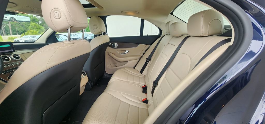 Used 2021 Mercedes-Benz C 300 Sedan image 23