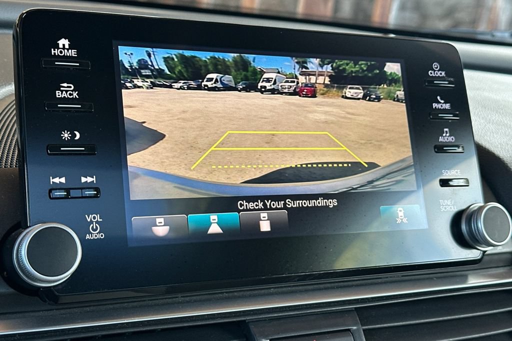 Used 2018 Honda Accord EX image 19