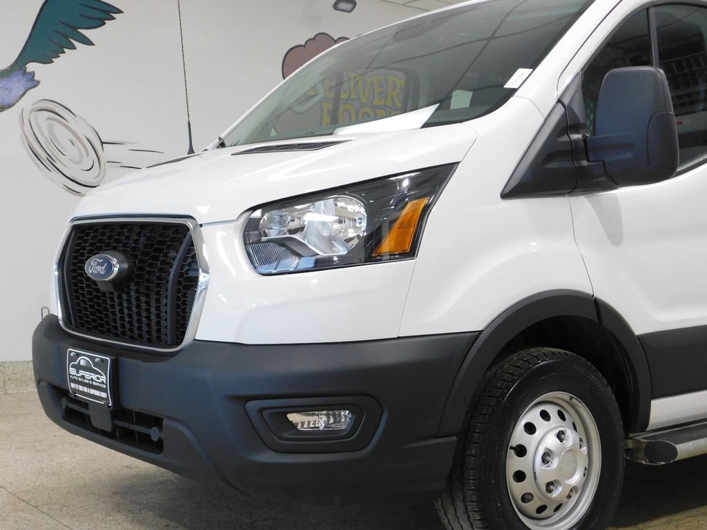 Used 2024 Ford Transit 250 Low Roof AWD w/ Exterior Upgrade Package image 19
