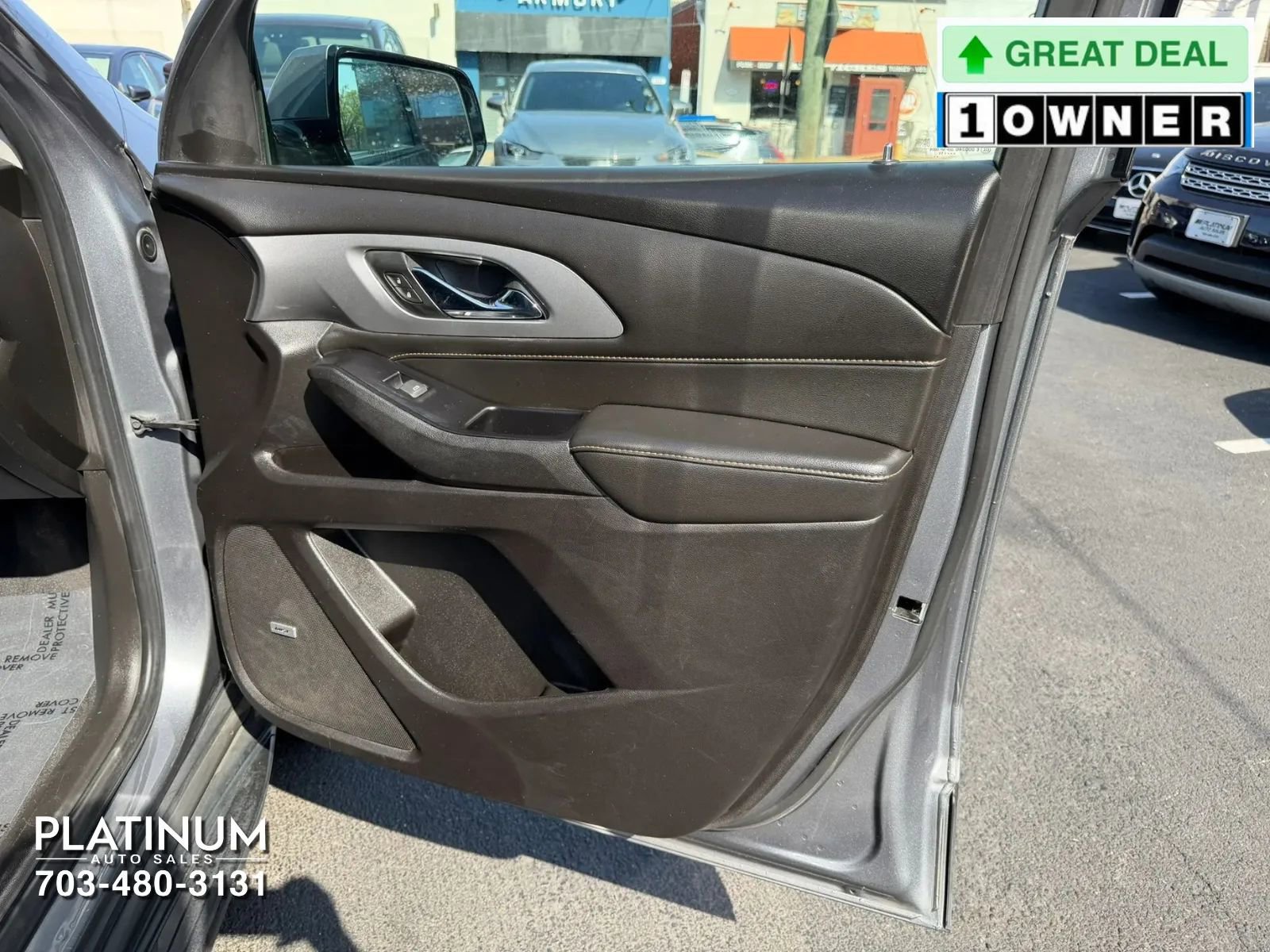 Used 2019 Chevrolet Traverse LT w/ LT Premium Package image 21