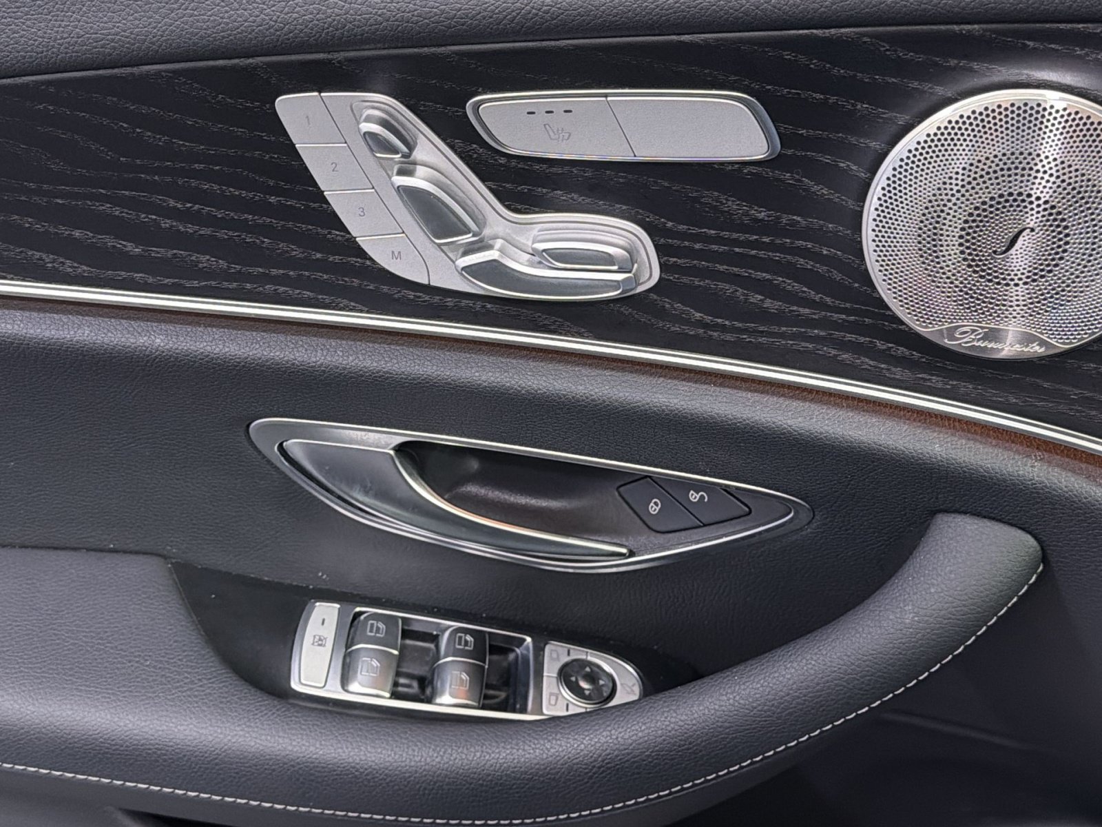 Used 2023 Mercedes-Benz E 350 4MATIC Sedan w/ Premium Package image 36